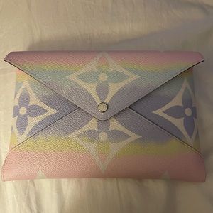 Louis Vuitton Escale Large Pouch